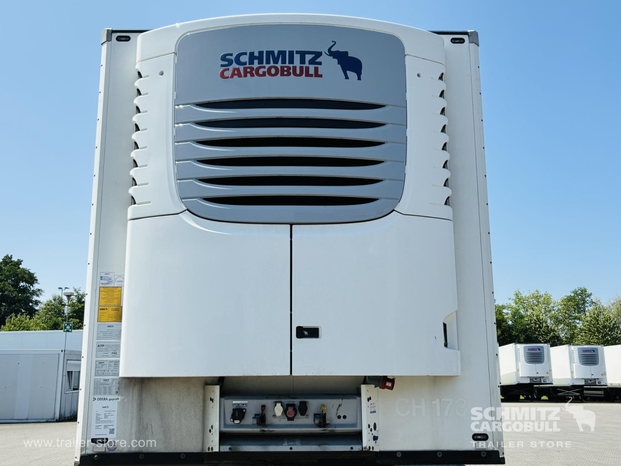 SCHMITZ Auflieger Tiefkühler Standard Double deck - Isoterminen puoliperävaunu: kuva SCHMITZ Auflieger Tiefkühler Standard Double deck - Isoterminen puoliperävaunu SCHMITZ Auflieger Tiefkühler Standard Double deck - Isoterminen puoliperävaunu: kuva SCHMITZ Auflieger Tiefkühler Standard Double deck - Isoterminen puoliperävaunu