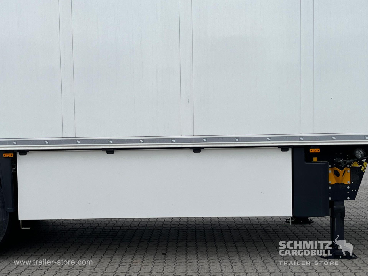 SCHMITZ Auflieger Tiefkühler Standard Double deck - Isoterminen puoliperävaunu: kuva SCHMITZ Auflieger Tiefkühler Standard Double deck - Isoterminen puoliperävaunu SCHMITZ Auflieger Tiefkühler Standard Double deck - Isoterminen puoliperävaunu: kuva SCHMITZ Auflieger Tiefkühler Standard Double deck - Isoterminen puoliperävaunu