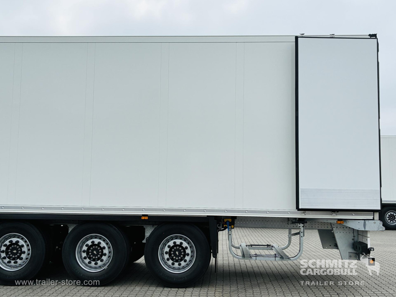 SCHMITZ Auflieger Tiefkühler Standard Double deck - Isoterminen puoliperävaunu: kuva SCHMITZ Auflieger Tiefkühler Standard Double deck - Isoterminen puoliperävaunu SCHMITZ Auflieger Tiefkühler Standard Double deck - Isoterminen puoliperävaunu: kuva SCHMITZ Auflieger Tiefkühler Standard Double deck - Isoterminen puoliperävaunu