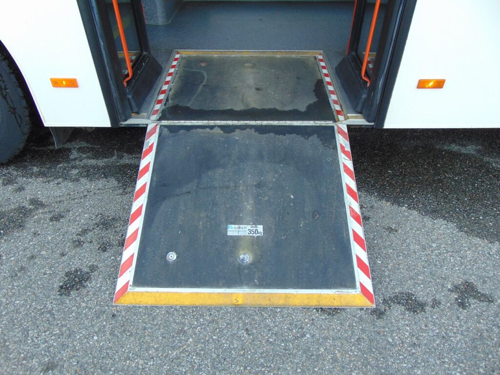 Nivelbussi N.3 MAN LION’S CITY GL CNG – Anno 2014: kuva Nivelbussi N.3 MAN LION’S CITY GL CNG – Anno 2014 Nivelbussi N.3 MAN LION’S CITY GL CNG – Anno 2014: kuva Nivelbussi N.3 MAN LION’S CITY GL CNG – Anno 2014