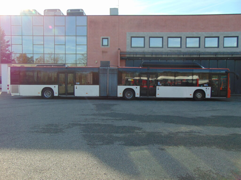 Nivelbussi N.3 MAN LION’S CITY GL CNG – Anno 2014: kuva Nivelbussi N.3 MAN LION’S CITY GL CNG – Anno 2014 Nivelbussi N.3 MAN LION’S CITY GL CNG – Anno 2014: kuva Nivelbussi N.3 MAN LION’S CITY GL CNG – Anno 2014