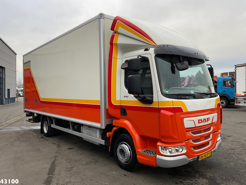 DAF FA LF 210 Euro 6 with DHollandia taillift - Umpikori kuorma-auto: kuva DAF FA LF 210 Euro 6 with DHollandia taillift - Umpikori kuorma-auto DAF FA LF 210 Euro 6 with DHollandia taillift - Umpikori kuorma-auto: kuva DAF FA LF 210 Euro 6 with DHollandia taillift - Umpikori kuorma-auto