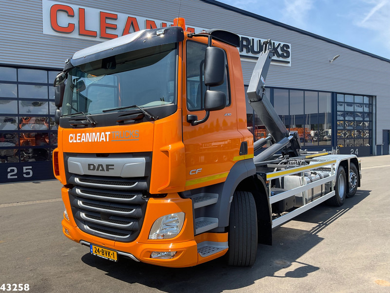 DAF FAN CF 430 VDL 21 Ton haakarmsysteem - Koukkulava kuorma-auto: kuva DAF FAN CF 430 VDL 21 Ton haakarmsysteem - Koukkulava kuorma-auto DAF FAN CF 430 VDL 21 Ton haakarmsysteem - Koukkulava kuorma-auto: kuva DAF FAN CF 430 VDL 21 Ton haakarmsysteem - Koukkulava kuorma-auto