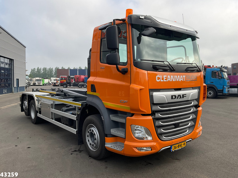 DAF FAN CF 430 VDL 21 Ton haakarmsysteem - Koukkulava kuorma-auto: kuva DAF FAN CF 430 VDL 21 Ton haakarmsysteem - Koukkulava kuorma-auto DAF FAN CF 430 VDL 21 Ton haakarmsysteem - Koukkulava kuorma-auto: kuva DAF FAN CF 430 VDL 21 Ton haakarmsysteem - Koukkulava kuorma-auto
