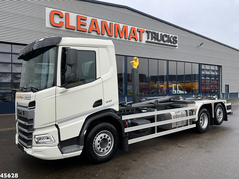 DAF FAN XD 450 Euro 6 Hyva 26 Ton haakarmsysteem - Koukkulava kuorma-auto: kuva DAF FAN XD 450 Euro 6 Hyva 26 Ton haakarmsysteem - Koukkulava kuorma-auto DAF FAN XD 450 Euro 6 Hyva 26 Ton haakarmsysteem - Koukkulava kuorma-auto: kuva DAF FAN XD 450 Euro 6 Hyva 26 Ton haakarmsysteem - Koukkulava kuorma-auto