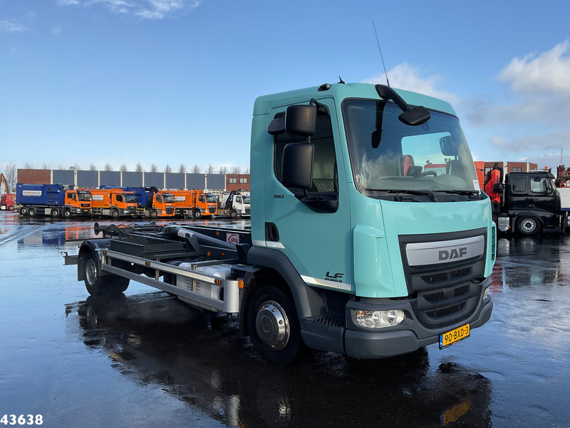 DAF LF 180 Euro 6 14 Ton haakarmsysteem - Koukkulava kuorma-auto: kuva DAF LF 180 Euro 6 14 Ton haakarmsysteem - Koukkulava kuorma-auto DAF LF 180 Euro 6 14 Ton haakarmsysteem - Koukkulava kuorma-auto: kuva DAF LF 180 Euro 6 14 Ton haakarmsysteem - Koukkulava kuorma-auto