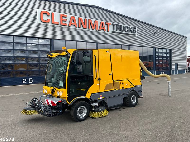 Dulevo 3000 Euro 6 with 3-rd brush - Lakaisuauto: kuva Dulevo 3000 Euro 6 with 3-rd brush - Lakaisuauto Dulevo 3000 Euro 6 with 3-rd brush - Lakaisuauto: kuva Dulevo 3000 Euro 6 with 3-rd brush - Lakaisuauto
