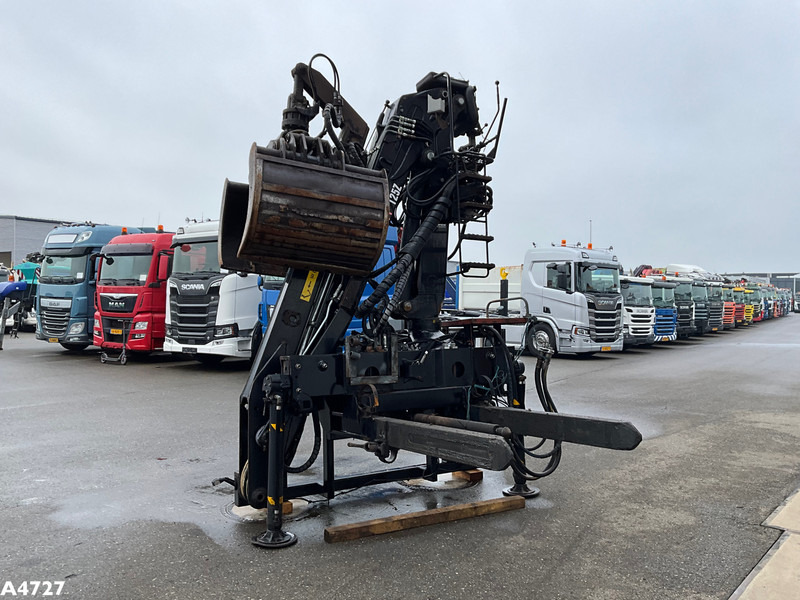 HIAB LOGLIFT 12 Tonmeter Z-kraan - Kappaletavaranosturi - Kuorma-auto: kuva HIAB LOGLIFT 12 Tonmeter Z-kraan - Kappaletavaranosturi - Kuorma-auto HIAB LOGLIFT 12 Tonmeter Z-kraan - Kappaletavaranosturi - Kuorma-auto: kuva HIAB LOGLIFT 12 Tonmeter Z-kraan - Kappaletavaranosturi - Kuorma-auto