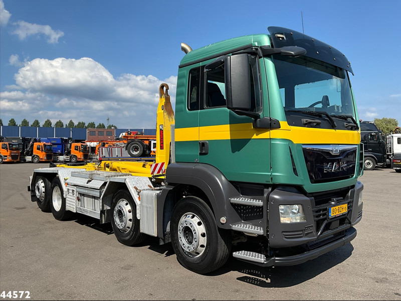 MAN TGS 35.440 8x2 Euro 6 Multilift 26 Ton haakarmsysteem - Koukkulava kuorma-auto: kuva MAN TGS 35.440 8x2 Euro 6 Multilift 26 Ton haakarmsysteem - Koukkulava kuorma-auto MAN TGS 35.440 8x2 Euro 6 Multilift 26 Ton haakarmsysteem - Koukkulava kuorma-auto: kuva MAN TGS 35.440 8x2 Euro 6 Multilift 26 Ton haakarmsysteem - Koukkulava kuorma-auto
