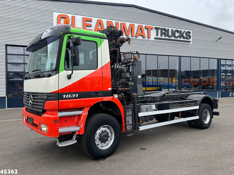 Mercedes-Benz Actros 1931 AK 4x4 Hiab 12 Tonmeter laadkraan - Koukkulava kuorma-auto, Nosturiauto: kuva Mercedes-Benz Actros 1931 AK 4x4 Hiab 12 Tonmeter laadkraan - Koukkulava kuorma-auto, Nosturiauto Mercedes-Benz Actros 1931 AK 4x4 Hiab 12 Tonmeter laadkraan - Koukkulava kuorma-auto, Nosturiauto: kuva Mercedes-Benz Actros 1931 AK 4x4 Hiab 12 Tonmeter laadkraan - Koukkulava kuorma-auto, Nosturiauto