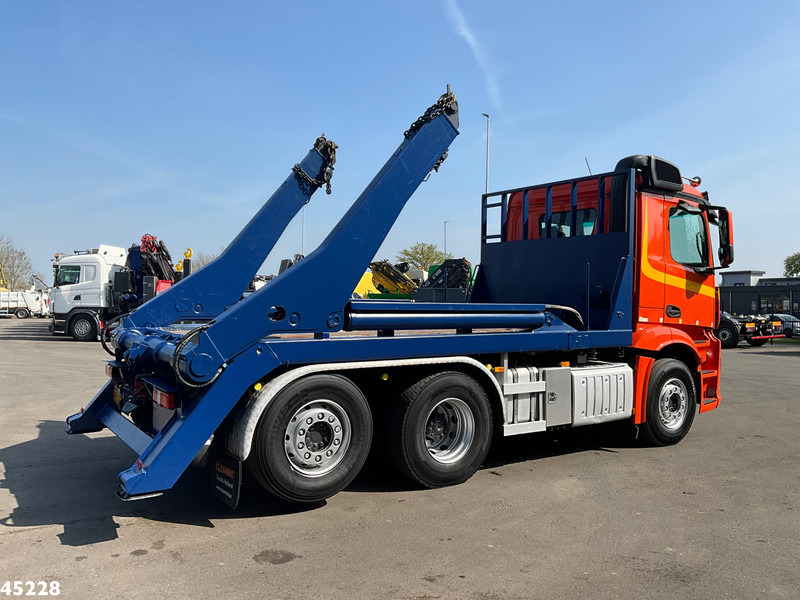 Mercedes-Benz Antos 2542 6x2 Euro 6 Hyva 18 portaalarmsysteem - Nostovarsi-vaihtolavakuorma kuorma-auto: kuva Mercedes-Benz Antos 2542 6x2 Euro 6 Hyva 18 portaalarmsysteem - Nostovarsi-vaihtolavakuorma kuorma-auto Mercedes-Benz Antos 2542 6x2 Euro 6 Hyva 18 portaalarmsysteem - Nostovarsi-vaihtolavakuorma kuorma-auto: kuva Mercedes-Benz Antos 2542 6x2 Euro 6 Hyva 18 portaalarmsysteem - Nostovarsi-vaihtolavakuorma kuorma-auto