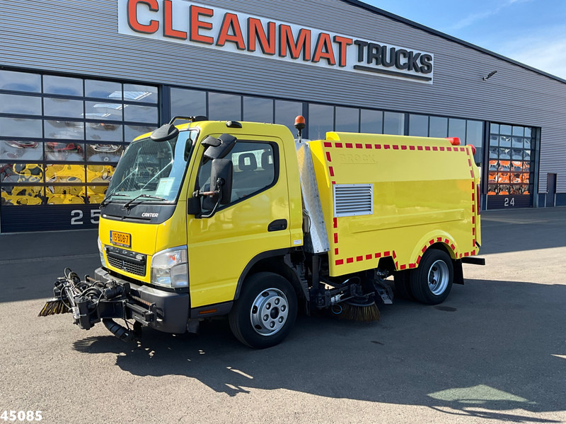Mitsubishi Canter 7C15 Brock sweeper Just 94.095 km! - Lakaisuauto: kuva Mitsubishi Canter 7C15 Brock sweeper Just 94.095 km! - Lakaisuauto Mitsubishi Canter 7C15 Brock sweeper Just 94.095 km! - Lakaisuauto: kuva Mitsubishi Canter 7C15 Brock sweeper Just 94.095 km! - Lakaisuauto