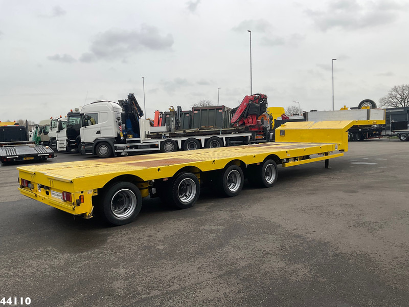 Nooteboom MC0-50-04 2 x Uitschuifbaar - Apuvaunu puoliperävaunu: kuva Nooteboom MC0-50-04 2 x Uitschuifbaar - Apuvaunu puoliperävaunu Nooteboom MC0-50-04 2 x Uitschuifbaar - Apuvaunu puoliperävaunu: kuva Nooteboom MC0-50-04 2 x Uitschuifbaar - Apuvaunu puoliperävaunu