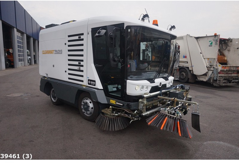 Ravo 540 STH met 3-de borstel - Lakaisuauto: kuva Ravo 540 STH met 3-de borstel - Lakaisuauto Ravo 540 STH met 3-de borstel - Lakaisuauto: kuva Ravo 540 STH met 3-de borstel - Lakaisuauto