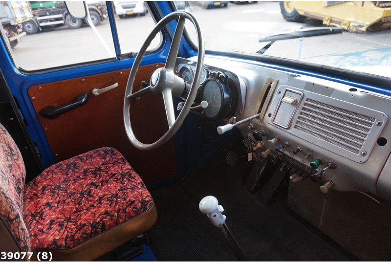 Umpikori kuorma-auto Scania LS 85 S 50 6x2 in concours staat: kuva Umpikori kuorma-auto Scania LS 85 S 50 6x2 in concours staat Umpikori kuorma-auto Scania LS 85 S 50 6x2 in concours staat: kuva Umpikori kuorma-auto Scania LS 85 S 50 6x2 in concours staat