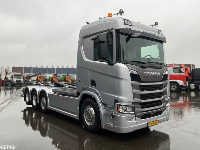 Scania R770 V8 8x2 Euro 6 Retarder Hyvalift 26 Ton NEW AND UNUSED! - Koukkulava kuorma-auto: kuva Scania R770 V8 8x2 Euro 6 Retarder Hyvalift 26 Ton NEW AND UNUSED! - Koukkulava kuorma-auto Scania R770 V8 8x2 Euro 6 Retarder Hyvalift 26 Ton NEW AND UNUSED! - Koukkulava kuorma-auto: kuva Scania R770 V8 8x2 Euro 6 Retarder Hyvalift 26 Ton NEW AND UNUSED! - Koukkulava kuorma-auto