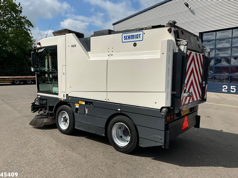 Schmidt Cleango 500 Compact Euro 6 with 3-rd brush - Lakaisuauto: kuva Schmidt Cleango 500 Compact Euro 6 with 3-rd brush - Lakaisuauto Schmidt Cleango 500 Compact Euro 6 with 3-rd brush - Lakaisuauto: kuva Schmidt Cleango 500 Compact Euro 6 with 3-rd brush - Lakaisuauto
