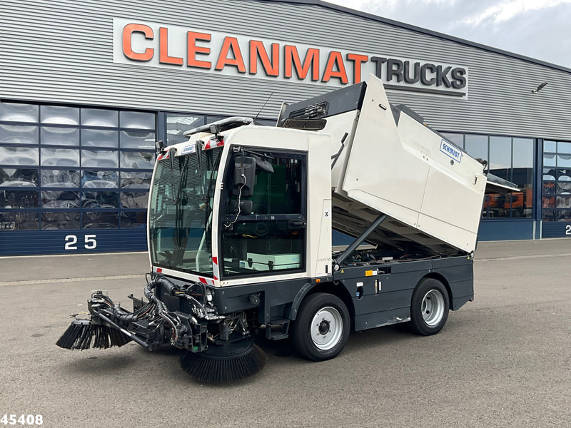 Schmidt Cleango 500 Compact Euro 6 with 3-rd brush - Lakaisuauto: kuva Schmidt Cleango 500 Compact Euro 6 with 3-rd brush - Lakaisuauto Schmidt Cleango 500 Compact Euro 6 with 3-rd brush - Lakaisuauto: kuva Schmidt Cleango 500 Compact Euro 6 with 3-rd brush - Lakaisuauto