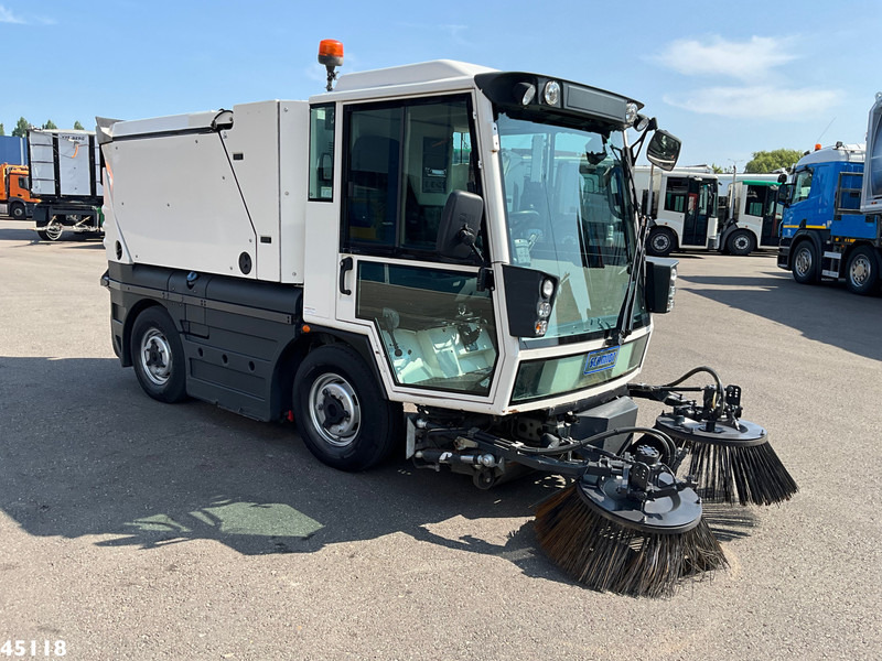 Schmidt Swingo Compact 200 Euro 6 - Lakaisuauto: kuva Schmidt Swingo Compact 200 Euro 6 - Lakaisuauto Schmidt Swingo Compact 200 Euro 6 - Lakaisuauto: kuva Schmidt Swingo Compact 200 Euro 6 - Lakaisuauto