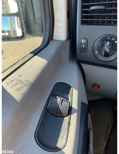 Leasing Volkswagen Crafter 35 2.0 Manual met Oprijramp Volkswagen Crafter 35 2.0 Manual met Oprijramp: kuva Leasing Volkswagen Crafter 35 2.0 Manual met Oprijramp Volkswagen Crafter 35 2.0 Manual met Oprijramp