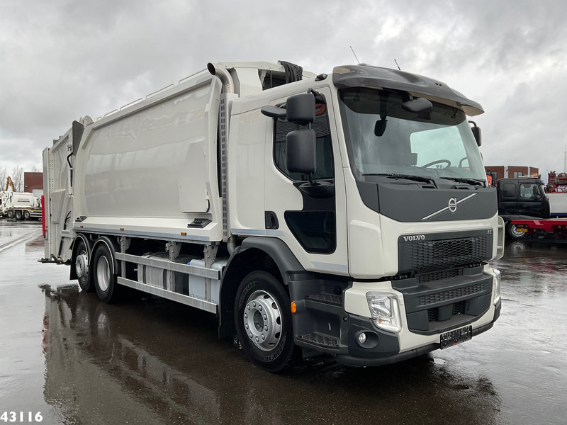 Volvo FE 350 Euro 6 NORBA MF 300 22m³, 2 compartimenten - Roska-auto: kuva Volvo FE 350 Euro 6 NORBA MF 300 22m³, 2 compartimenten - Roska-auto Volvo FE 350 Euro 6 NORBA MF 300 22m³, 2 compartimenten - Roska-auto: kuva Volvo FE 350 Euro 6 NORBA MF 300 22m³, 2 compartimenten - Roska-auto
