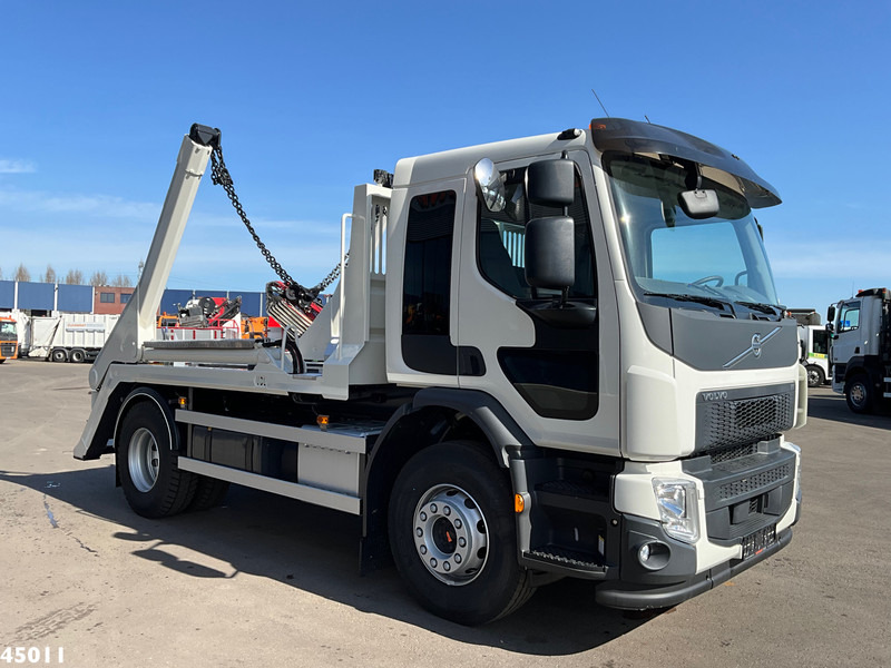 Volvo FE 350 VDL 13 Ton portaalarmsysteem - Nostovarsi-vaihtolavakuorma kuorma-auto: kuva Volvo FE 350 VDL 13 Ton portaalarmsysteem - Nostovarsi-vaihtolavakuorma kuorma-auto Volvo FE 350 VDL 13 Ton portaalarmsysteem - Nostovarsi-vaihtolavakuorma kuorma-auto: kuva Volvo FE 350 VDL 13 Ton portaalarmsysteem - Nostovarsi-vaihtolavakuorma kuorma-auto