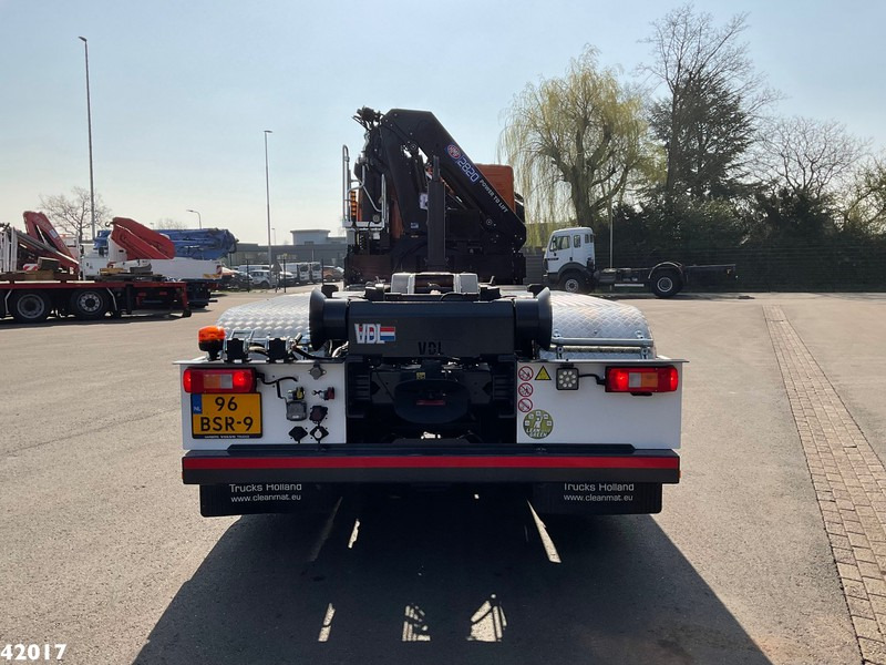 Volvo FM 420 8x2 HMF 28 Tonmeter laadkraan - Koukkulava kuorma-auto, Nosturiauto: kuva Volvo FM 420 8x2 HMF 28 Tonmeter laadkraan - Koukkulava kuorma-auto, Nosturiauto Volvo FM 420 8x2 HMF 28 Tonmeter laadkraan - Koukkulava kuorma-auto, Nosturiauto: kuva Volvo FM 420 8x2 HMF 28 Tonmeter laadkraan - Koukkulava kuorma-auto, Nosturiauto