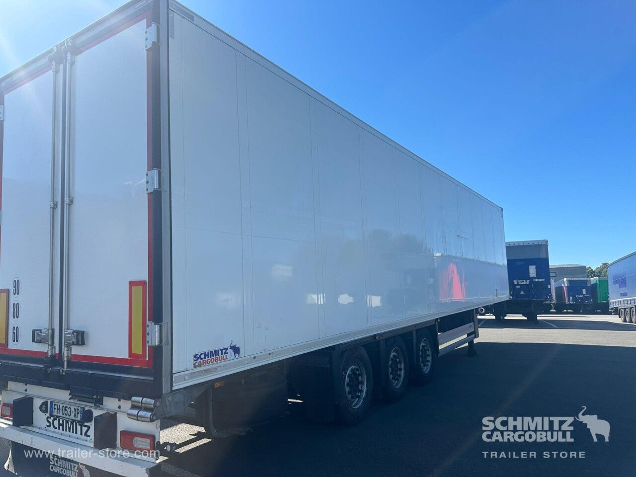 SCHMITZ Reefer Standard Double deck - Isoterminen puoliperävaunu: kuva SCHMITZ Reefer Standard Double deck - Isoterminen puoliperävaunu SCHMITZ Reefer Standard Double deck - Isoterminen puoliperävaunu: kuva SCHMITZ Reefer Standard Double deck - Isoterminen puoliperävaunu