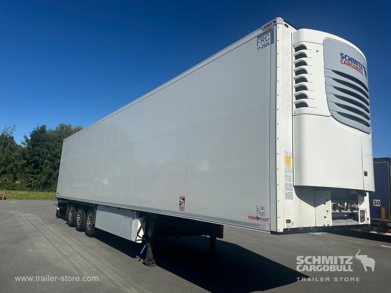 SCHMITZ Reefer Standard - Isoterminen puoliperävaunu: kuva SCHMITZ Reefer Standard - Isoterminen puoliperävaunu SCHMITZ Reefer Standard - Isoterminen puoliperävaunu: kuva SCHMITZ Reefer Standard - Isoterminen puoliperävaunu