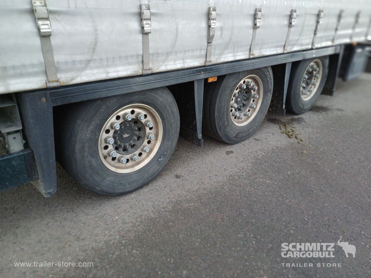 SCHMITZ Auflieger Curtainsider Mega - Pressukapellipuoliperävaunu: kuva SCHMITZ Auflieger Curtainsider Mega - Pressukapellipuoliperävaunu SCHMITZ Auflieger Curtainsider Mega - Pressukapellipuoliperävaunu: kuva SCHMITZ Auflieger Curtainsider Mega - Pressukapellipuoliperävaunu