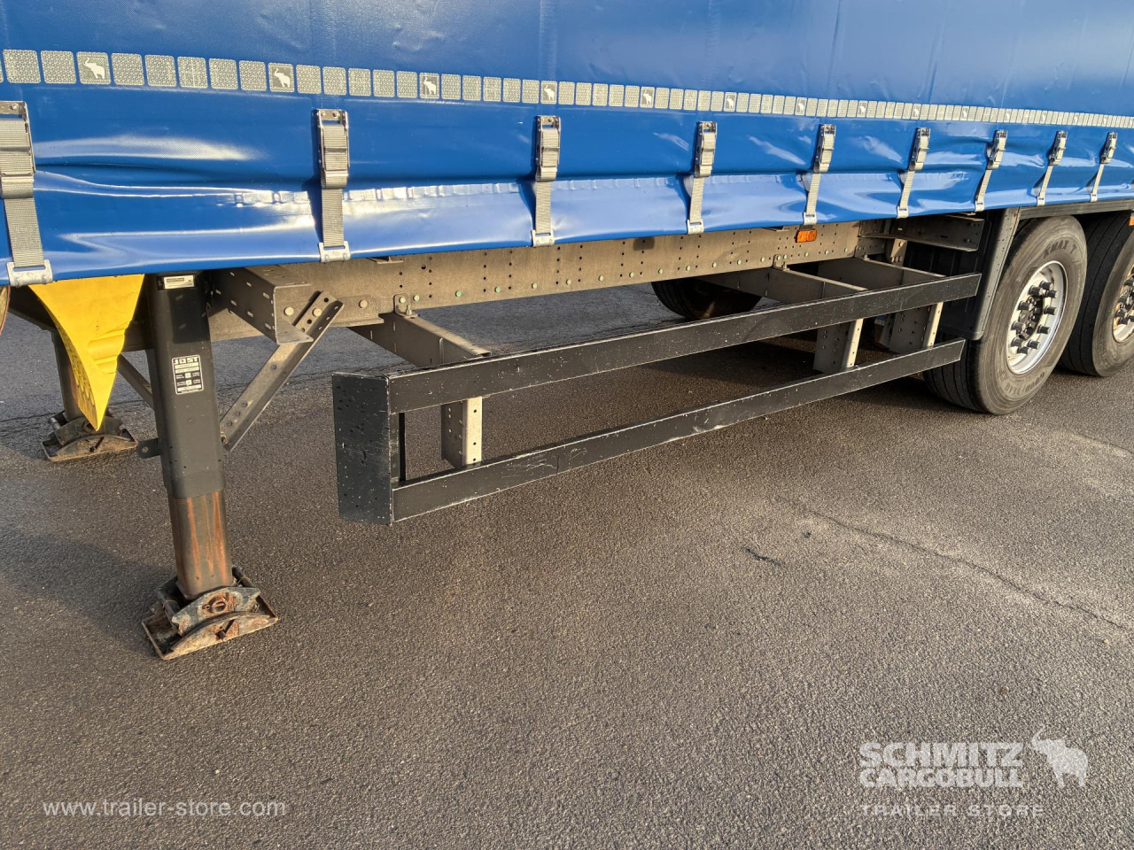 Pressukapellipuoliperävaunu SCHMITZ Auflieger Curtainsider Standard Forklift holder: kuva Pressukapellipuoliperävaunu SCHMITZ Auflieger Curtainsider Standard Forklift holder Pressukapellipuoliperävaunu SCHMITZ Auflieger Curtainsider Standard Forklift holder: kuva Pressukapellipuoliperävaunu SCHMITZ Auflieger Curtainsider Standard Forklift holder