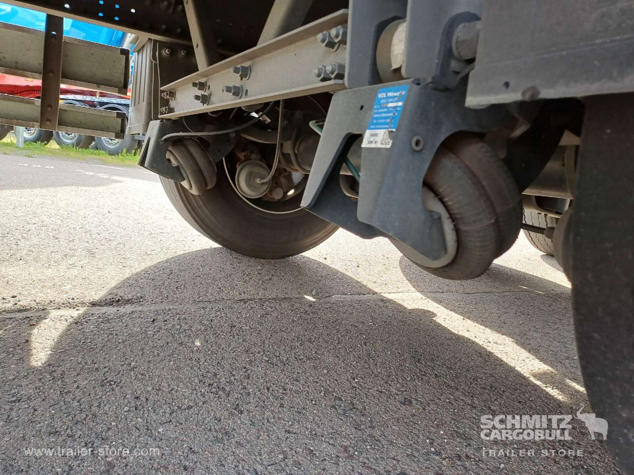 SCHMITZ Auflieger Curtainsider Standard - Pressukapellipuoliperävaunu: kuva SCHMITZ Auflieger Curtainsider Standard - Pressukapellipuoliperävaunu SCHMITZ Auflieger Curtainsider Standard - Pressukapellipuoliperävaunu: kuva SCHMITZ Auflieger Curtainsider Standard - Pressukapellipuoliperävaunu