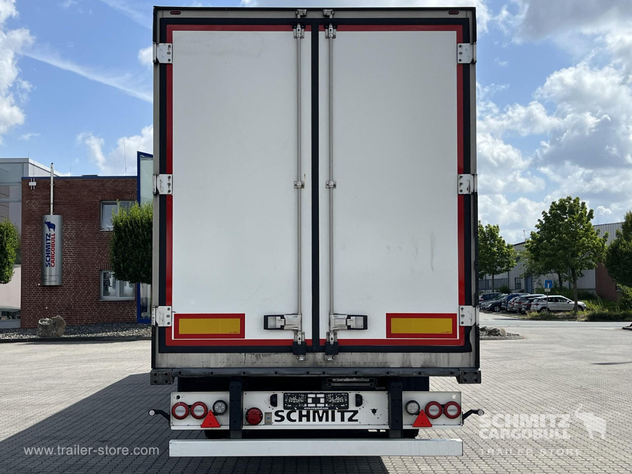 SCHMITZ Auflieger Tiefkühler Standard Double deck - Isoterminen puoliperävaunu: kuva SCHMITZ Auflieger Tiefkühler Standard Double deck - Isoterminen puoliperävaunu SCHMITZ Auflieger Tiefkühler Standard Double deck - Isoterminen puoliperävaunu: kuva SCHMITZ Auflieger Tiefkühler Standard Double deck - Isoterminen puoliperävaunu