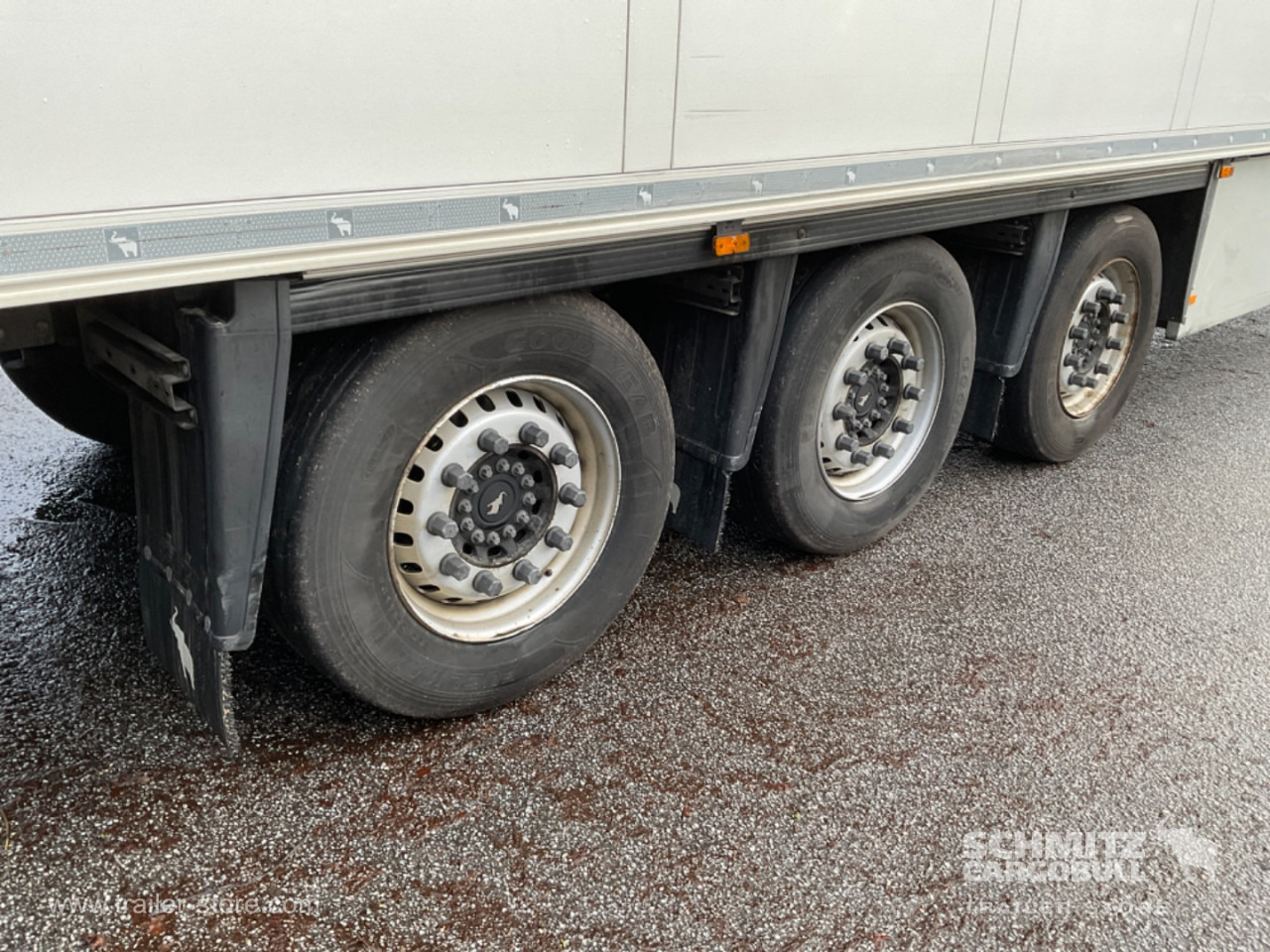 SCHMITZ Reefer Multitemp Double deck - Isoterminen puoliperävaunu: kuva SCHMITZ Reefer Multitemp Double deck - Isoterminen puoliperävaunu SCHMITZ Reefer Multitemp Double deck - Isoterminen puoliperävaunu: kuva SCHMITZ Reefer Multitemp Double deck - Isoterminen puoliperävaunu