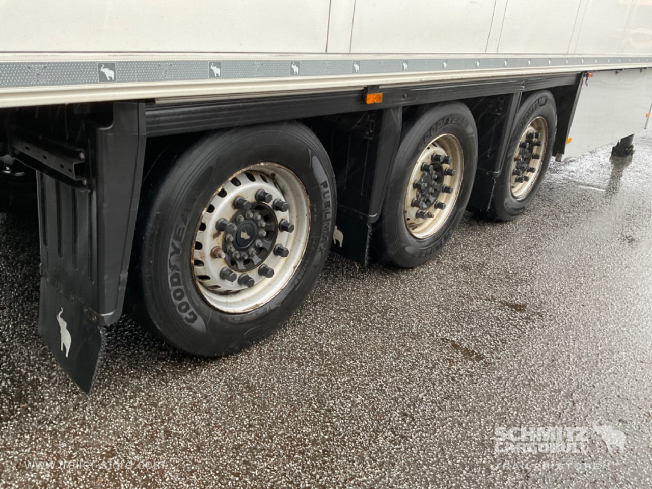 SCHMITZ Reefer Multitemp Double deck - Isoterminen puoliperävaunu: kuva SCHMITZ Reefer Multitemp Double deck - Isoterminen puoliperävaunu SCHMITZ Reefer Multitemp Double deck - Isoterminen puoliperävaunu: kuva SCHMITZ Reefer Multitemp Double deck - Isoterminen puoliperävaunu