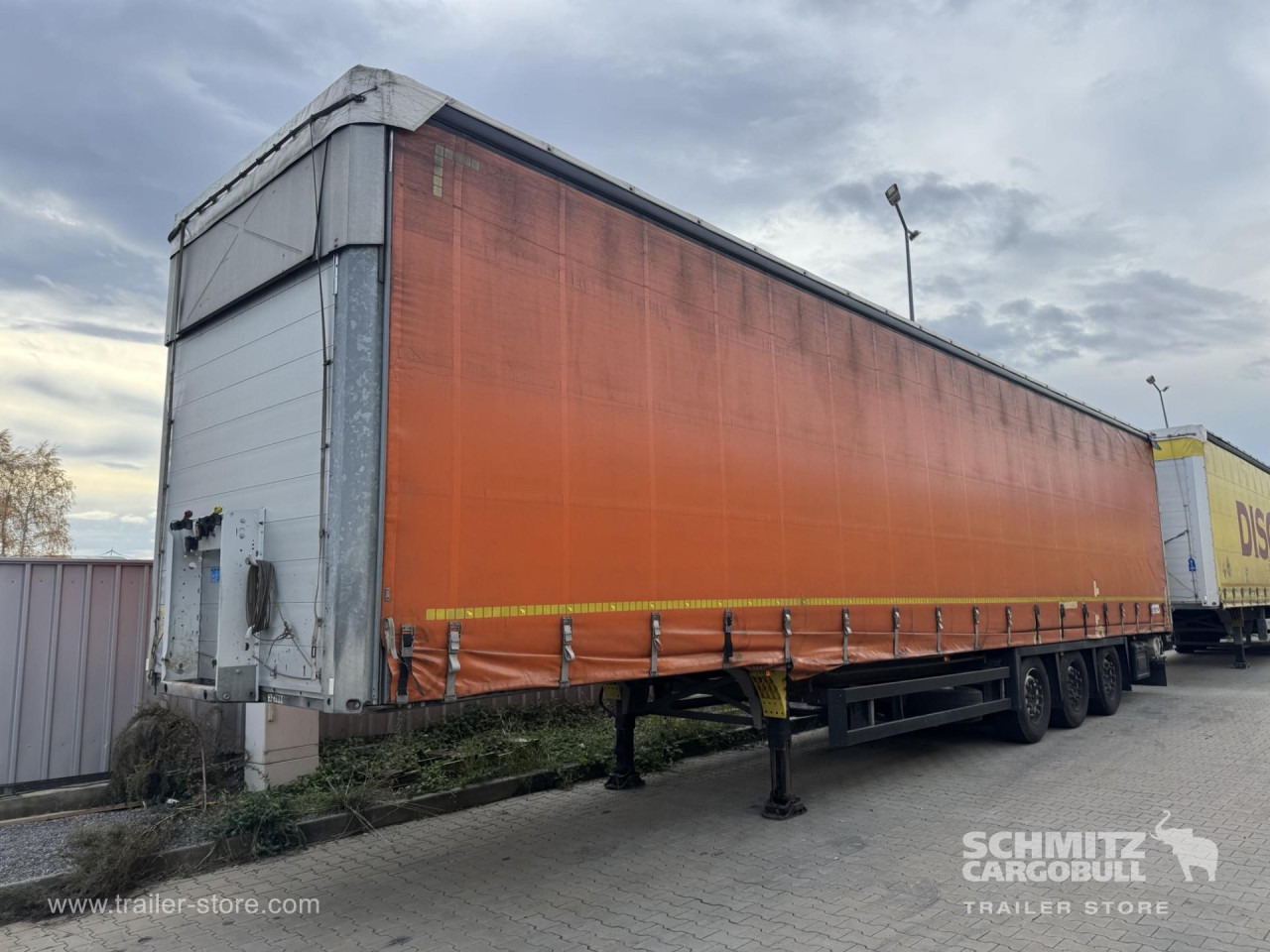 SCHMITZ Curtainsider Mega - Pressukapellipuoliperävaunu: kuva SCHMITZ Curtainsider Mega - Pressukapellipuoliperävaunu SCHMITZ Curtainsider Mega - Pressukapellipuoliperävaunu: kuva SCHMITZ Curtainsider Mega - Pressukapellipuoliperävaunu