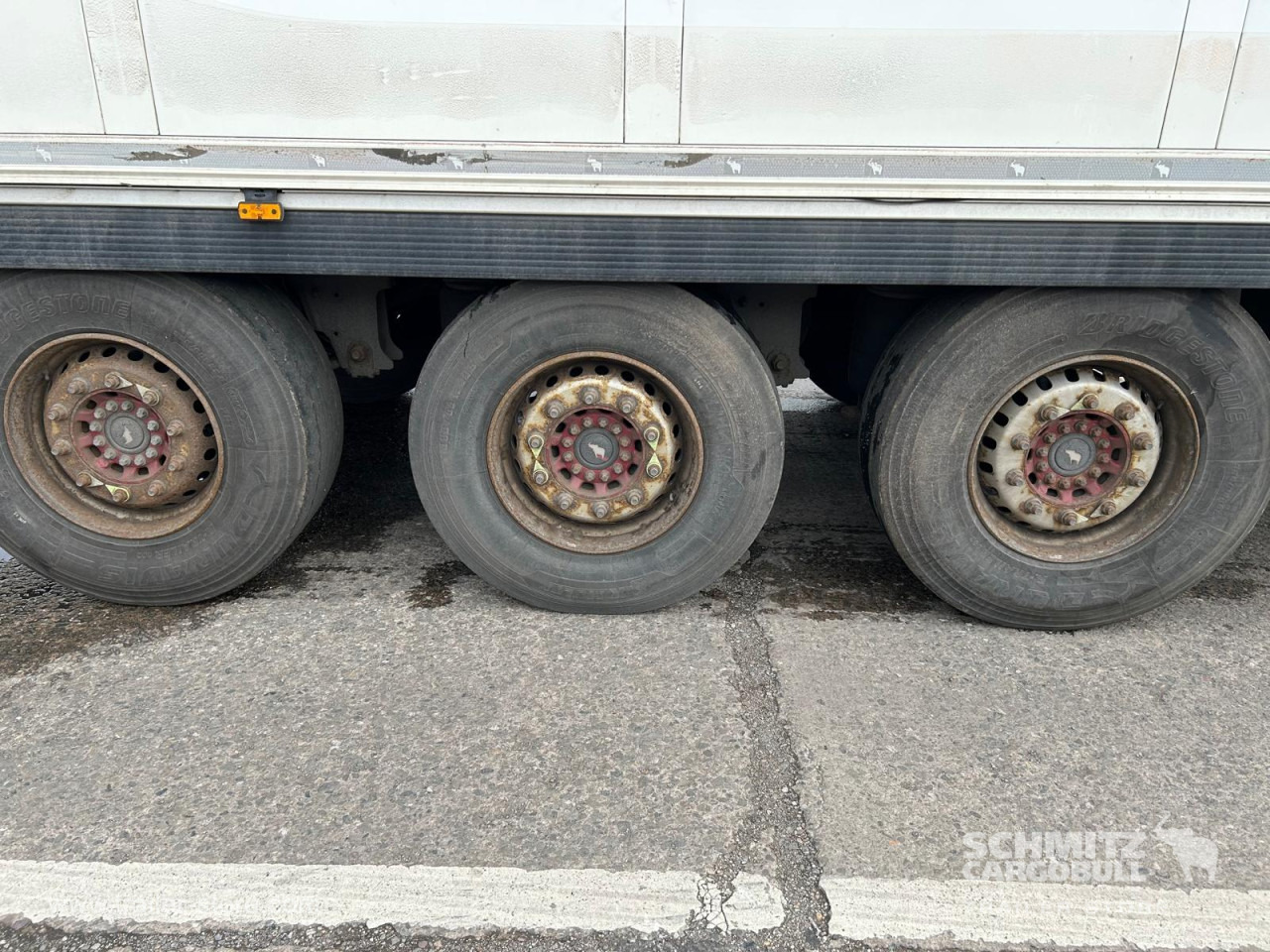 SCHMITZ Reefer Multitemp - Isoterminen puoliperävaunu: kuva SCHMITZ Reefer Multitemp - Isoterminen puoliperävaunu SCHMITZ Reefer Multitemp - Isoterminen puoliperävaunu: kuva SCHMITZ Reefer Multitemp - Isoterminen puoliperävaunu