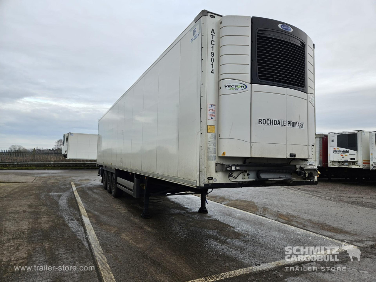 SCHMITZ Reefer Multitemp - Isoterminen puoliperävaunu: kuva SCHMITZ Reefer Multitemp - Isoterminen puoliperävaunu SCHMITZ Reefer Multitemp - Isoterminen puoliperävaunu: kuva SCHMITZ Reefer Multitemp - Isoterminen puoliperävaunu
