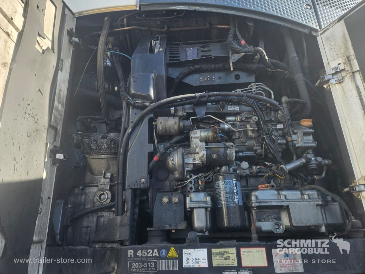 SCHMITZ Reefer Multitemp - Isoterminen puoliperävaunu: kuva SCHMITZ Reefer Multitemp - Isoterminen puoliperävaunu SCHMITZ Reefer Multitemp - Isoterminen puoliperävaunu: kuva SCHMITZ Reefer Multitemp - Isoterminen puoliperävaunu