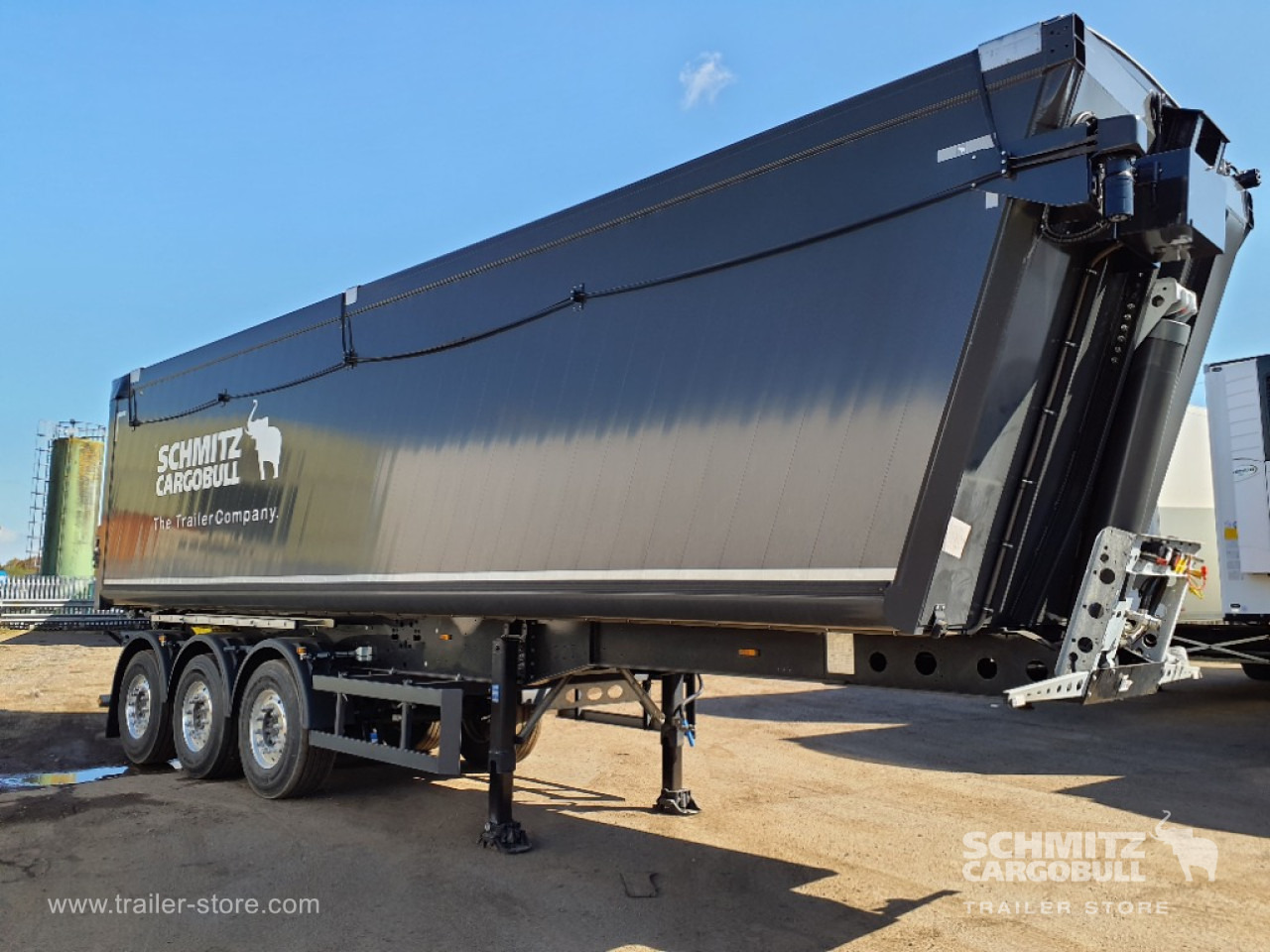 Kippiauto puoliperävaunu SCHMITZ Tipper Alu-square sided body 55m³: kuva Kippiauto puoliperävaunu SCHMITZ Tipper Alu-square sided body 55m³
