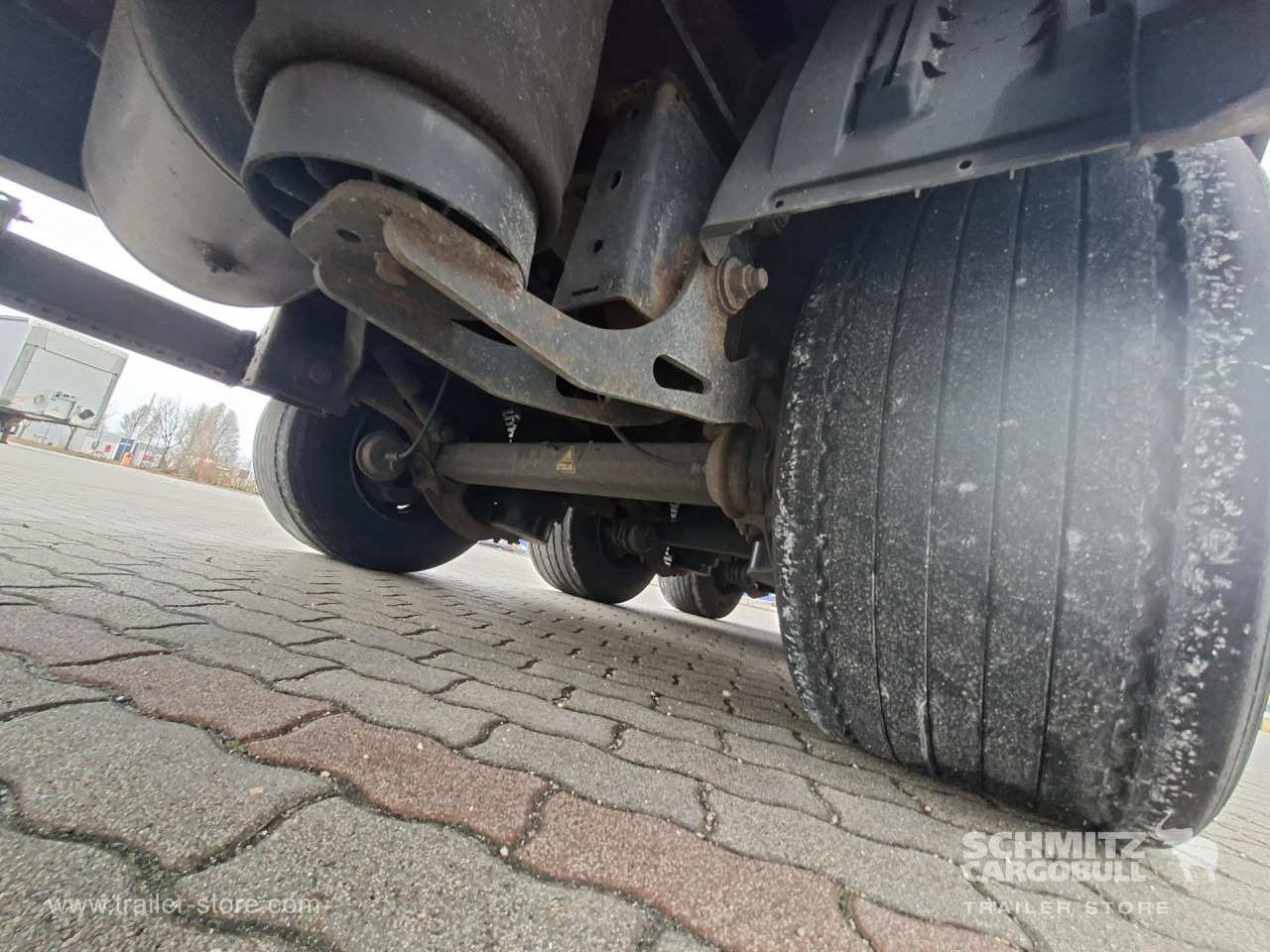 KRONE Curtainsider Mega - Pressukapellipuoliperävaunu: kuva KRONE Curtainsider Mega - Pressukapellipuoliperävaunu KRONE Curtainsider Mega - Pressukapellipuoliperävaunu: kuva KRONE Curtainsider Mega - Pressukapellipuoliperävaunu