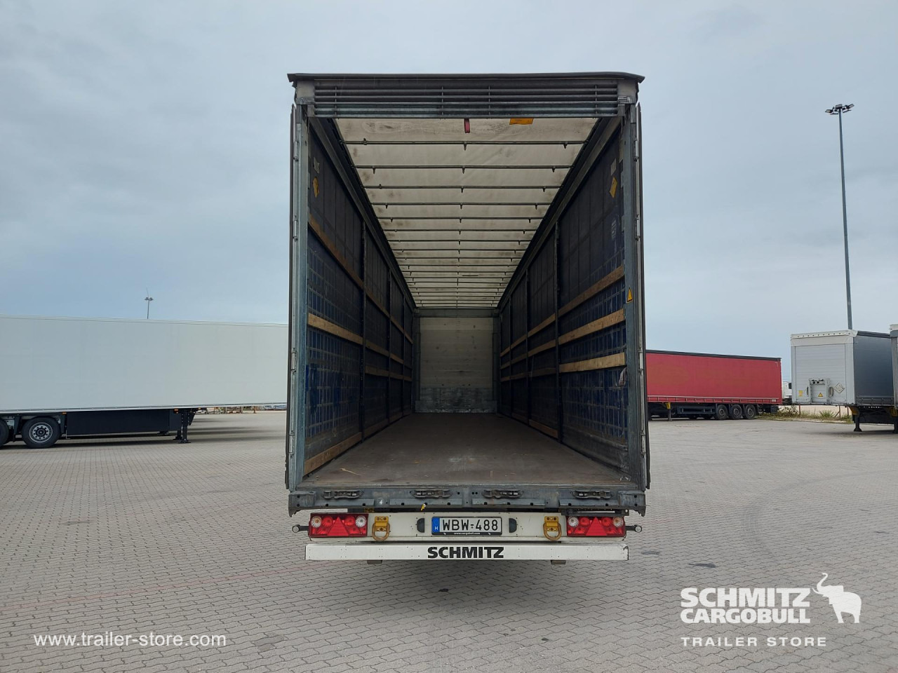 SCHMITZ Curtainsider Mega - Pressukapellipuoliperävaunu: kuva SCHMITZ Curtainsider Mega - Pressukapellipuoliperävaunu SCHMITZ Curtainsider Mega - Pressukapellipuoliperävaunu: kuva SCHMITZ Curtainsider Mega - Pressukapellipuoliperävaunu