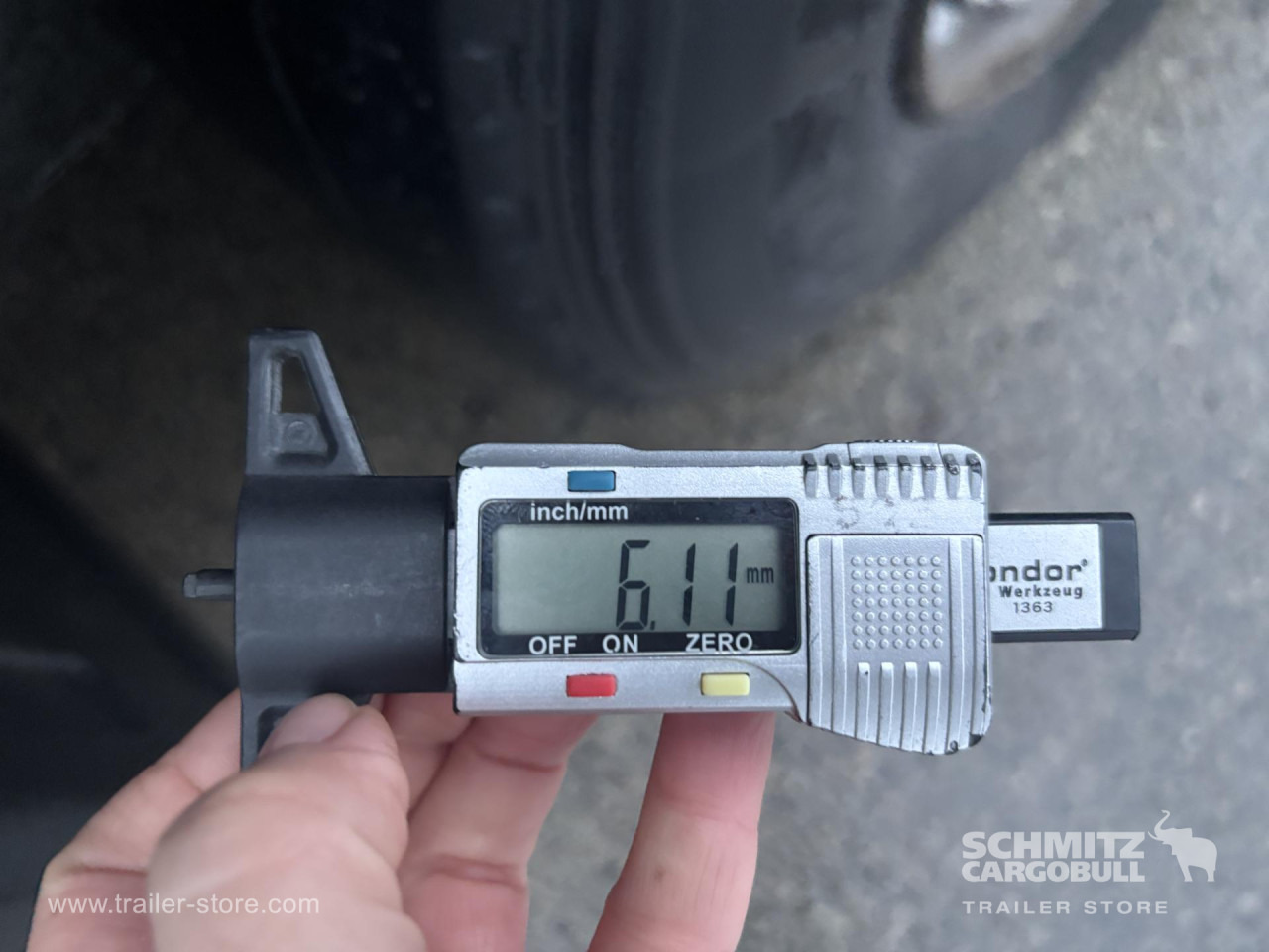 SCHMITZ Curtainsider Mega - Pressukapellipuoliperävaunu: kuva SCHMITZ Curtainsider Mega - Pressukapellipuoliperävaunu SCHMITZ Curtainsider Mega - Pressukapellipuoliperävaunu: kuva SCHMITZ Curtainsider Mega - Pressukapellipuoliperävaunu