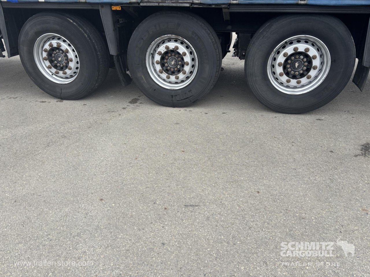 Pressukapellipuoliperävaunu SCHMITZ Curtainsider Standard: kuva Pressukapellipuoliperävaunu SCHMITZ Curtainsider Standard