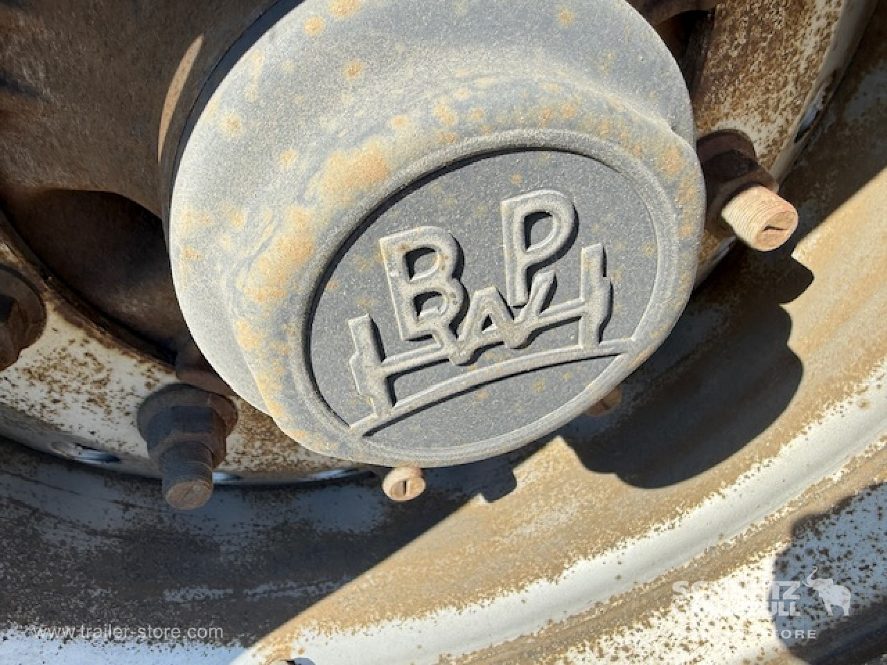 SCHMITZ Oplegger Kasten Standard Taillift - Umpikori puoliperävaunu: kuva SCHMITZ Oplegger Kasten Standard Taillift - Umpikori puoliperävaunu SCHMITZ Oplegger Kasten Standard Taillift - Umpikori puoliperävaunu: kuva SCHMITZ Oplegger Kasten Standard Taillift - Umpikori puoliperävaunu