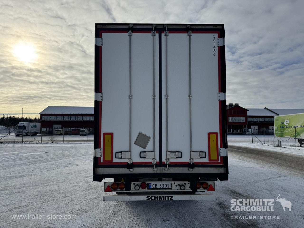 SCHMITZ Reefer Multitemp Double deck - Isoterminen puoliperävaunu: kuva SCHMITZ Reefer Multitemp Double deck - Isoterminen puoliperävaunu SCHMITZ Reefer Multitemp Double deck - Isoterminen puoliperävaunu: kuva SCHMITZ Reefer Multitemp Double deck - Isoterminen puoliperävaunu