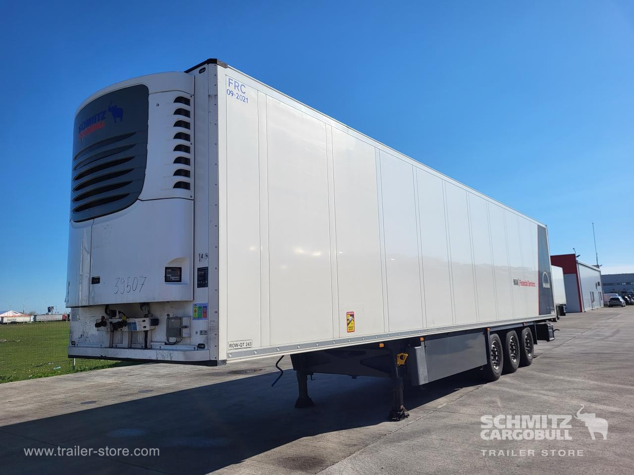 SCHMITZ Reefer Standard - Isoterminen puoliperävaunu: kuva SCHMITZ Reefer Standard - Isoterminen puoliperävaunu SCHMITZ Reefer Standard - Isoterminen puoliperävaunu: kuva SCHMITZ Reefer Standard - Isoterminen puoliperävaunu