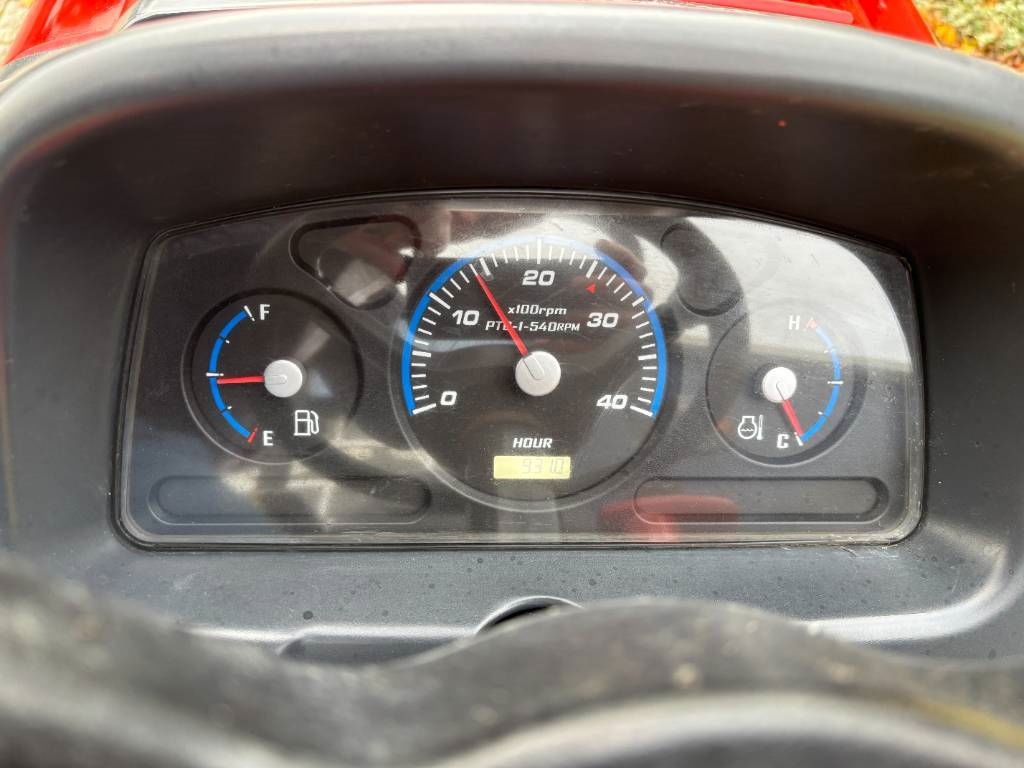 Kioti CK 3310 HST - Pientraktori: kuva Kioti CK 3310 HST - Pientraktori Kioti CK 3310 HST - Pientraktori: kuva Kioti CK 3310 HST - Pientraktori