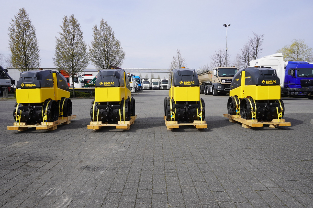 BOMAG BMP 8500 brand-new trench roller / Remote Control / 4 units - Stabilointikone: kuva BOMAG BMP 8500 brand-new trench roller / Remote Control / 4 units - Stabilointikone BOMAG BMP 8500 brand-new trench roller / Remote Control / 4 units - Stabilointikone: kuva BOMAG BMP 8500 brand-new trench roller / Remote Control / 4 units - Stabilointikone