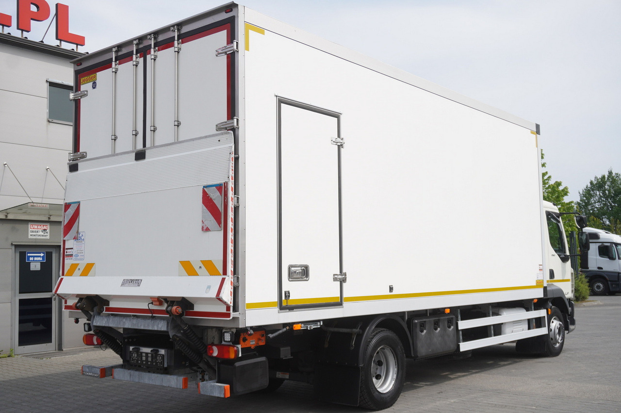 DAF LF 16.260 / Jegger Refrigerator / Carrier Supra 750 / DHOLLANDIA 1500 kg / Sleeper cab - Refrigeraattori kuorma-auto: kuva DAF LF 16.260 / Jegger Refrigerator / Carrier Supra 750 / DHOLLANDIA 1500 kg / Sleeper cab - Refrigeraattori kuorma-auto DAF LF 16.260 / Jegger Refrigerator / Carrier Supra 750 / DHOLLANDIA 1500 kg / Sleeper cab - Refrigeraattori kuorma-auto: kuva DAF LF 16.260 / Jegger Refrigerator / Carrier Supra 750 / DHOLLANDIA 1500 kg / Sleeper cab - Refrigeraattori kuorma-auto